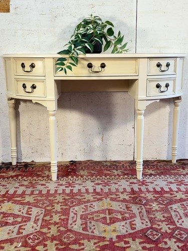 Laura ashley clifton range - laura,