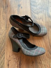 Rocket Dog, Grey / Red Tartan