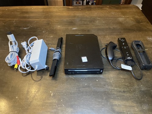 Nintendo wii black console - nintendo,