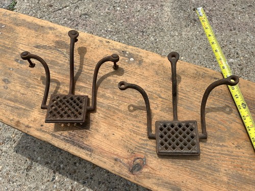 Antique rat rod cast - ,