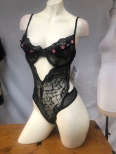 Black Lace Peek a Boo Heart
