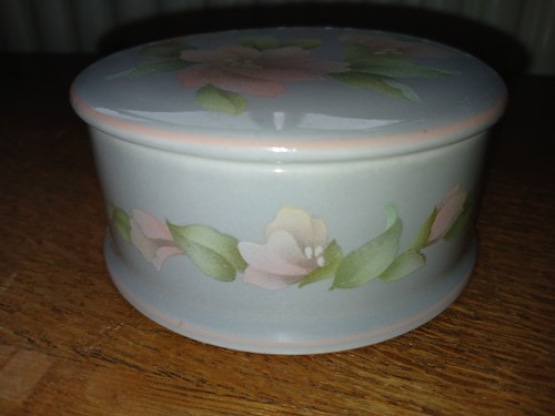 Sadler pottery fleur lidded - sadler, 'fleur'