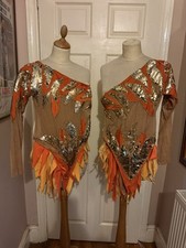 WOMENS VINTAGE ICE SKATING HOT