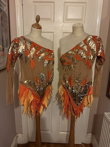 Womens vintage ice skating - vintage, hot