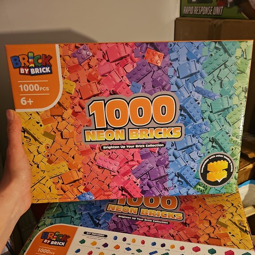 Brick 1000 neon - 1000,