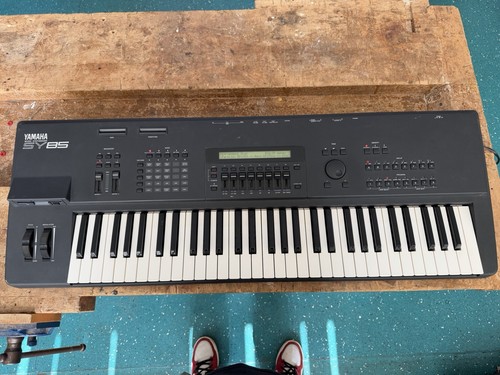 Yamaha sy85 synthesizer - sy85,