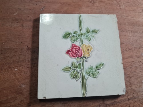 One lovely old vintage flower - old/,