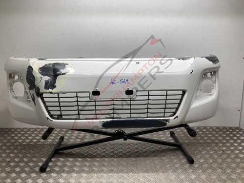 Toyota hilux front bumper - toyota, bumper-
