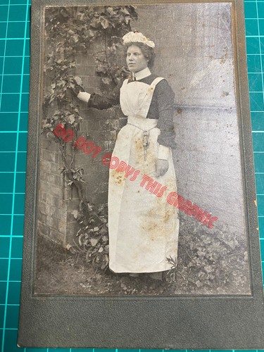 Head house keeper maid - keeper,