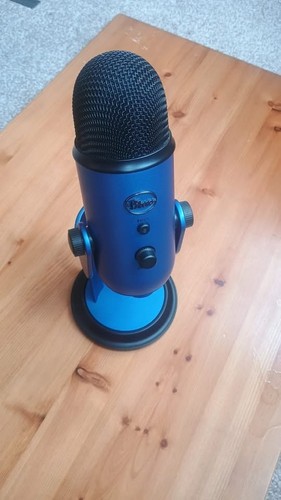 Blue yeti usb microphone - microphone,