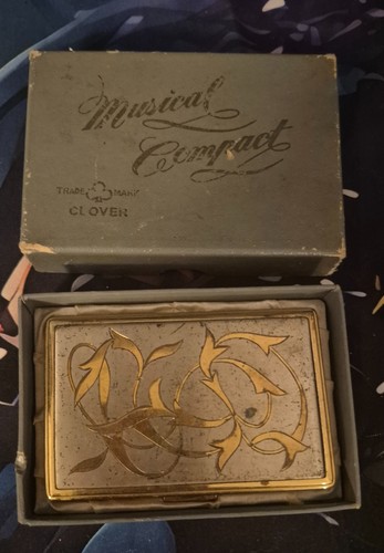 Vintage 1950s clover musical - 1950s,