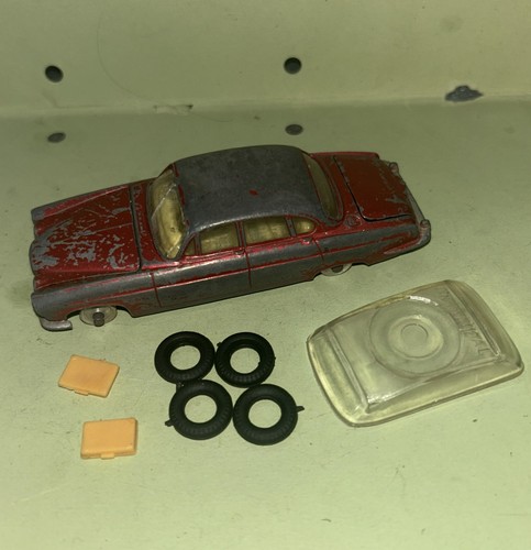 Corgi 238 jaguar mark - corgi, saloon