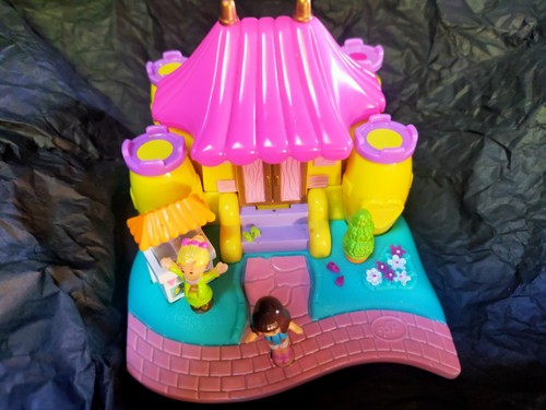 Polly pocket bouncy castle - pocket,