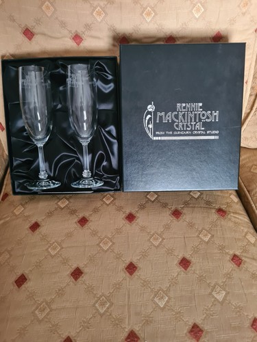 Beautiful pair crystal - of,