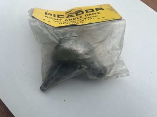 Picador right angle drive - right,