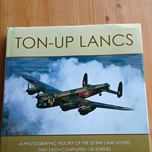 Raf lancasters ton - lancasters, lancs