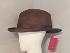 BNWT - Christys London Brown