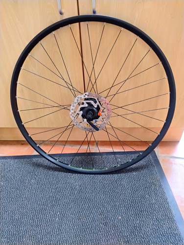 700c front bicycle wheel with