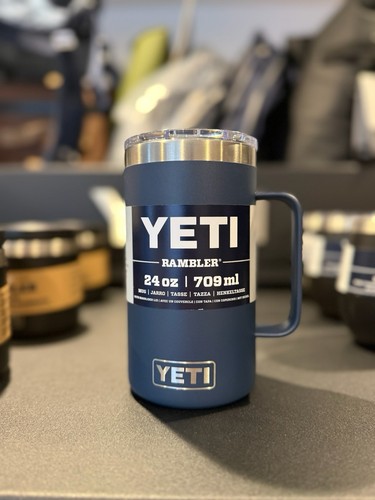 Yeti rambler 24oz - yeti, with