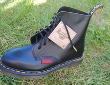 ?Brand New UK  8 Vintage ? Dr Martens Boots Made in England  1997 ?