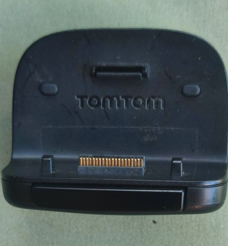 Tomtom mount without - without, suction