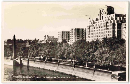Embankment cleopatras needle - embankment,