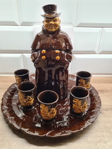Cortendorf decanter and cups