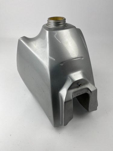 Yamaha 600 fuel tank - 600,