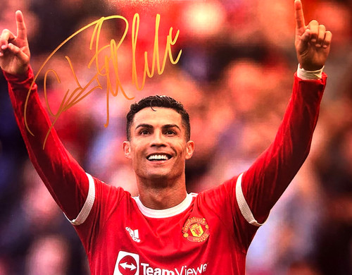 Cristiano ronaldo signed 8x10 - ronaldo,