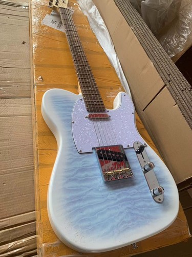 White light blue burst - burst, quilted