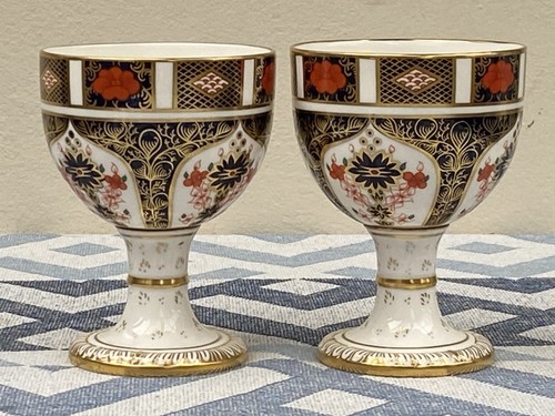 Matched pair royal crown - pair,