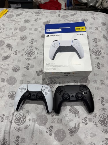 Broken playstation dualsense - 5,