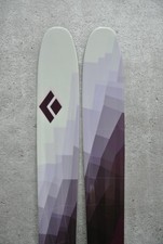 SKIS EX-DISPLAY / ALL MOUNTAIN