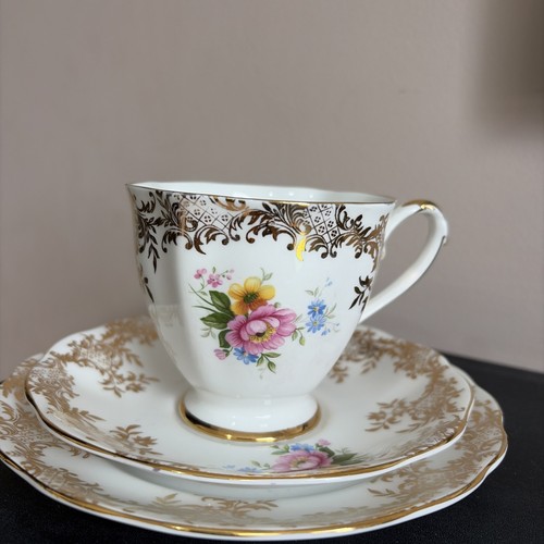 Royal standard fine bone china - royal,
