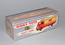 DINKY TOYS #917 GUY VAN