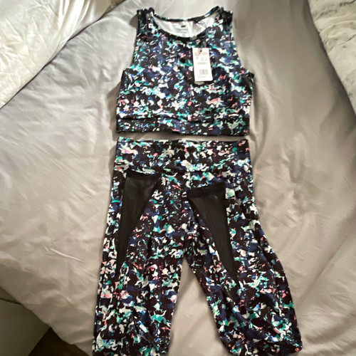 Crivit teenage girls 2pc