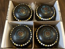 Drakes Pride Professional Plus Lawn Bowls – Size 6M – Set of 4