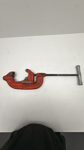 Ridgid pipe cutter 2in - pipe,