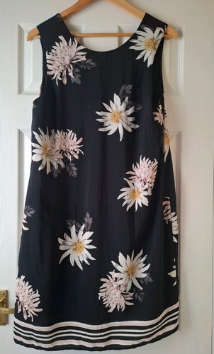 Roman black floral - black, shift