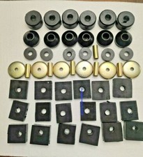 SUZUKI CHASSIS / BODY MOUNT