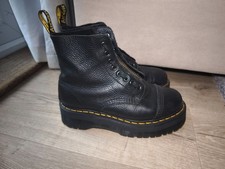 Dr Martens Sinclair Black Soft