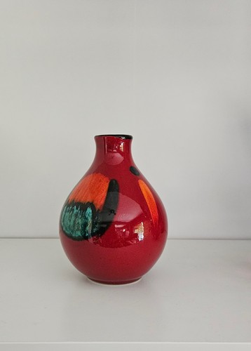Poole pottery bud - pottery, in