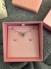 BRAND NEW Swarovski Una Set