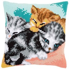 Vervaco Cute Kittens Pillow
