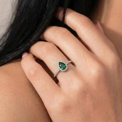 Pear natural emerald - 2.50, &