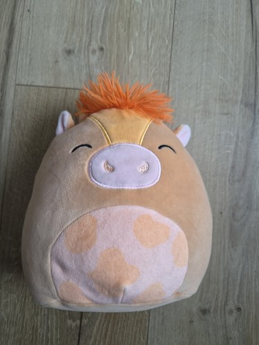 Nassim the cow squishmallow - cow,
