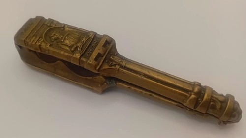 Vintage solid brass - vintage,