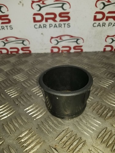 Mazda mpv cup holder 3rd - 5, row