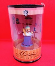 Granny From Sylvester & Tweety Pie Miniature Collection Classic Cartoon 1999