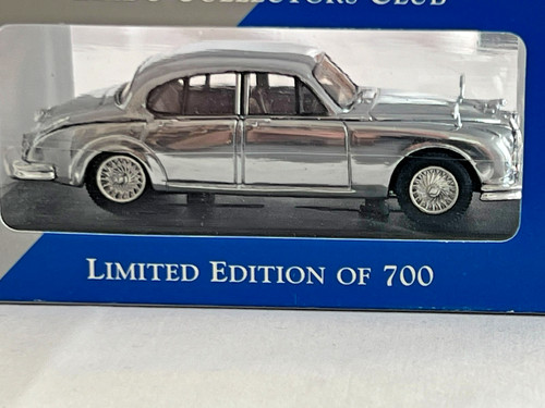 Chrome jaguar mkii - mkii,